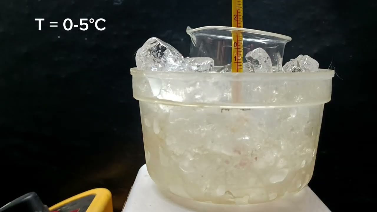 una mezcla de acetona y agua se separa por